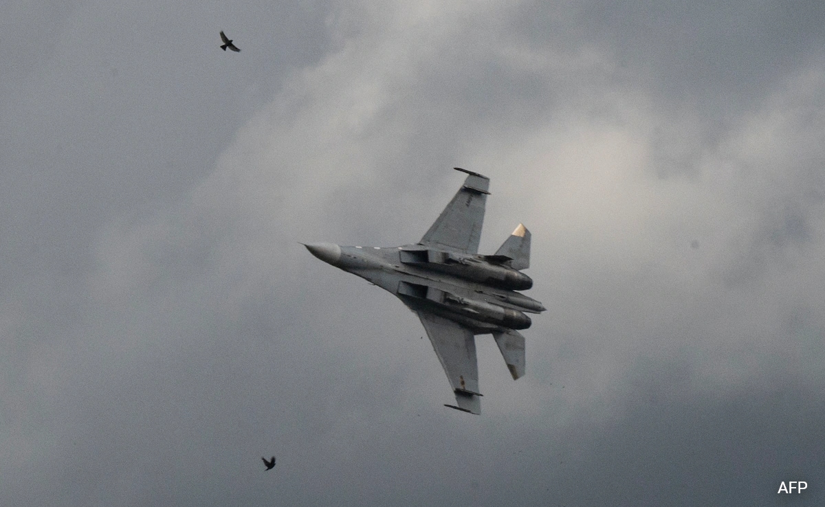 "Highly Provocative": Pentagon Says Venezuela Military Plane Flying Near US Ship