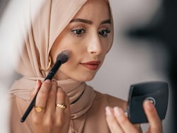 फ्लॉलेस स्किन के लिए ट्राय करें Sugar के Foundation, Concealer समेत कई प्रोडक्ट्स, देखें Best Deals
