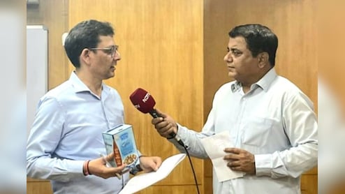 EXCLUSIVE: दूध, घी सहित मदर डेयरी के 150 प्रोडेक्ट्स सस्ते, MD ने बताया- पुराना माल भी सस्ती दर में बेचना होगा