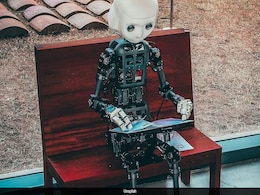 Australian Bank Fires Employee After 25 Years, Replaces Her With AI She Helped Train Australian Bank Fires Employee After 25 Years, Replaces Her With AI She Helped Train