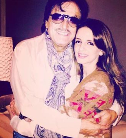 Sanjay Khan Daughter: संजय खान की बेटी की 10 फोटो, 'ग्रीक गॉड' से की शादी, 13 साल ही चला रिश्ता