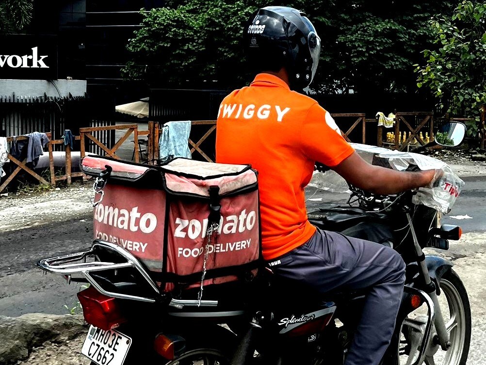 GST Reforms: Ordering Food Online? Your Zomato, Swiggy Bills May Get Costlier—Here's Why