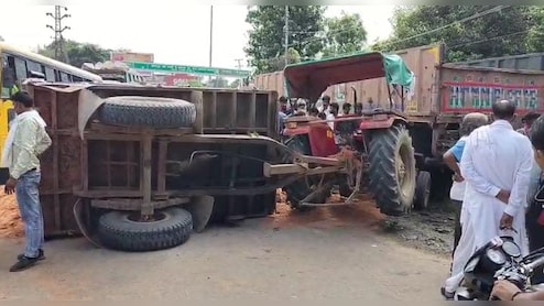 भरतपुर: बजरी से भरी ट्रैक्टर ट्रॉली ने 11वीं के छात्र को कुचला, गुस्साए परिजनों ने हाईवे किया जाम