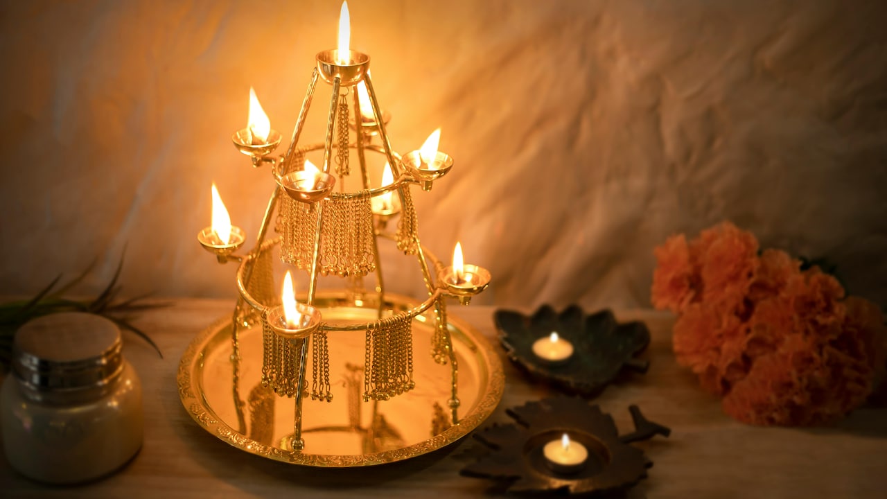 Bring these diyas for every home corner to decorate during the Great Indian Festival