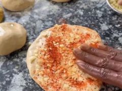 Viral Video Shows Delhi Dhaba Serving 'Imli Parathas', Leaves Internet Divided