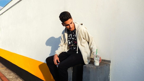 Men's T-Shirts, Shirts और Pants पर जबरदस्त छूट, Stylish Look के लिए अभी Sale से करें ऑर्डर Men's T-Shirts, Shirts और Pants पर जबरदस्त छूट, Stylish Look के लिए अभी Sale से करें ऑर्डर
