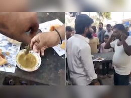 कचौड़ी सब्जी में मिली छिपकली, कस्टमर के दिखाने पर ठेले वाले ने बनाए बहाने, डोज मिलने पर मानी गलती कचौड़ी सब्जी में मिली छिपकली, कस्टमर के दिखाने पर ठेले वाले ने बनाए बहाने, डोज मिलने पर मानी गलती