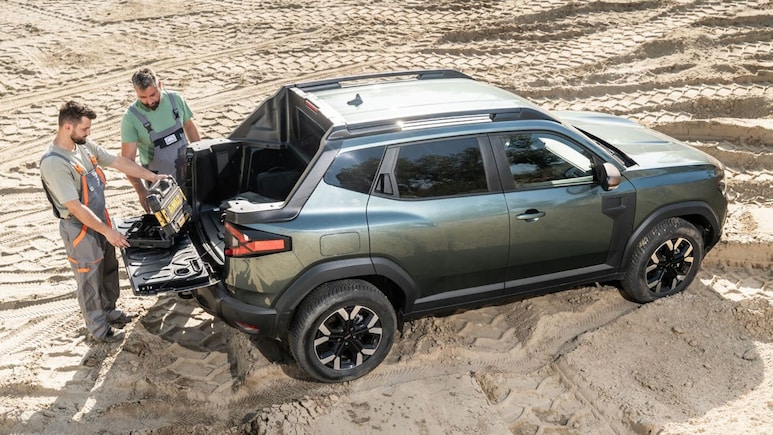 Coach-Built Dacia Duster Pickup Is Here Again As India Awaits Creta Rival's Launch