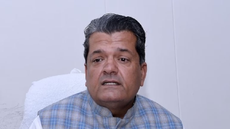 कांग्रेस ने लगाया विधानसभा में कैमरे लगा कर विपक्ष की जासूसी का आरोप, मंत्री सुमित गोदारा ने दिया जवाब 