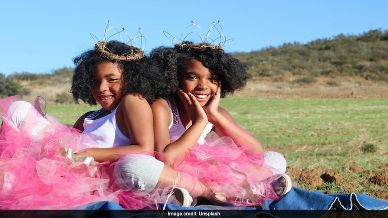 Happy Daughters Day 2025: 20 Sweet Quotes To Wish Your Daughter On WhatsApp, Instagram Status Happy Daughters Day 2025: 20 Sweet Quotes To Wish Your Daughter On WhatsApp, Instagram Status