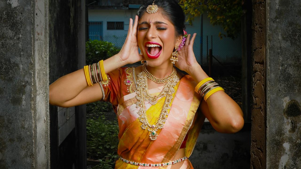 Buy Kasavu Sarees Under Budget For Onam