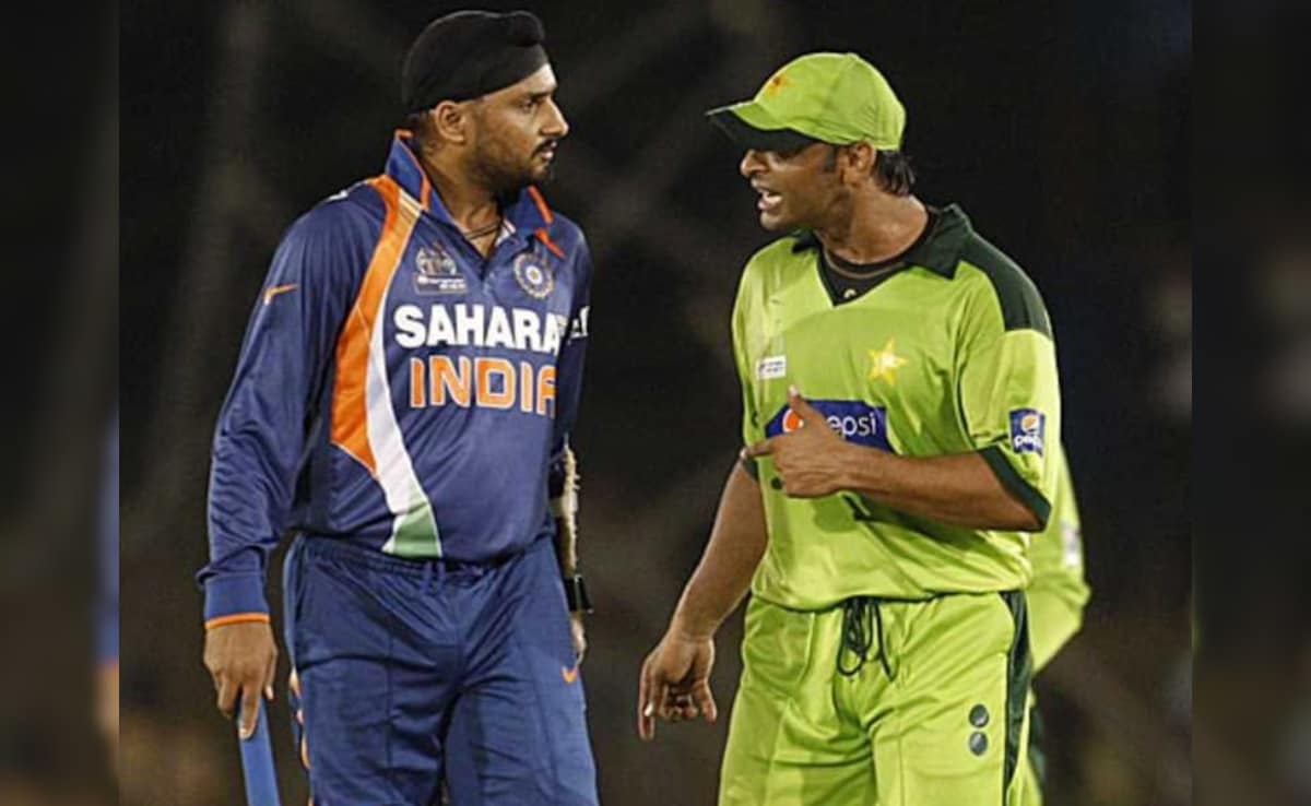 टूर्नामेंट से बाहर कर देना चाहिए,  पाकिस्तान के अड़ियल रवैये को लेकर हरभजन सिंह का फूटा गुस्सा