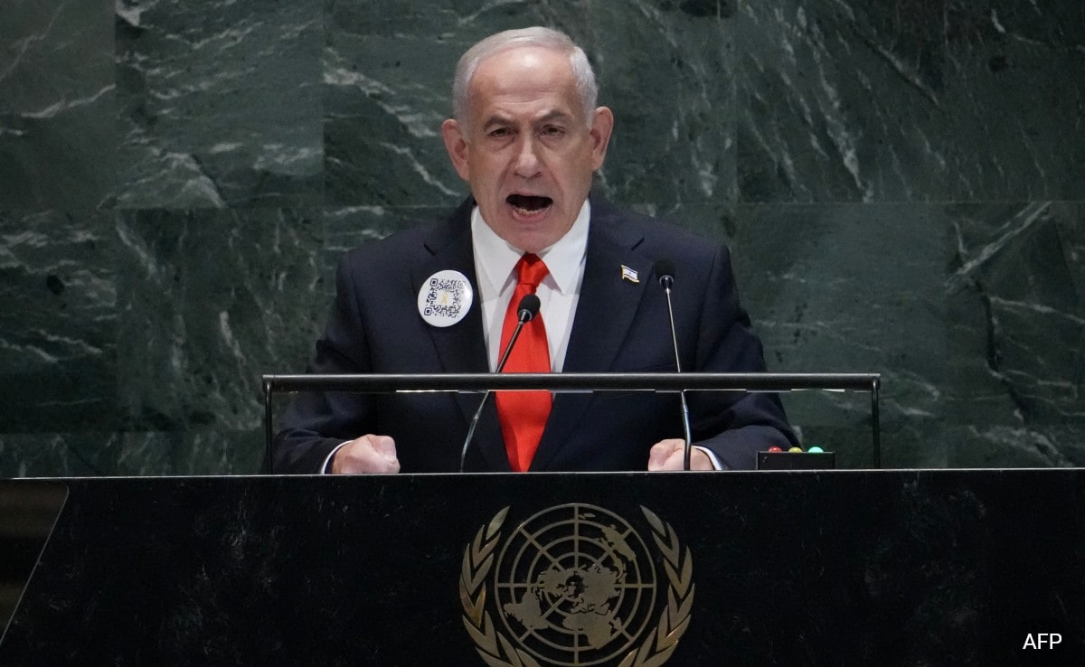 Netanyahu Says Palestinian State Would Be "National Suicide" For Israel