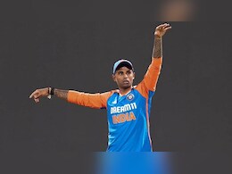 Asia Cup 2025: विराट कोहली का महारिकॉर्ड टूटा, सूर्यकुमार यादव ने रचा इतिहास, विश्व क्रिकेट चौंका Asia Cup 2025: विराट कोहली का महारिकॉर्ड टूटा, सूर्यकुमार यादव ने रचा इतिहास, विश्व क्रिकेट चौंका