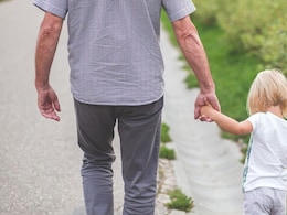 Daughters Day 2025: मुली वडिलांच्या जास्त लाडक्या का असतात? संशोधकांनी सांगितलं खास कनेक्शन Daughters Day 2025: मुली वडिलांच्या जास्त लाडक्या का असतात? संशोधकांनी सांगितलं खास कनेक्शन