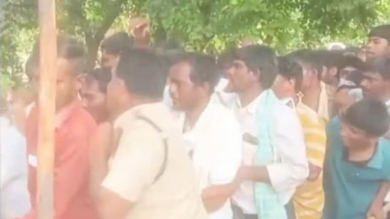 On Camera, Telangana Cop Slaps Farmer Waiting In Queue For Hours Amid Urea Shortage On Camera, Telangana Cop Slaps Farmer Waiting In Queue For Hours Amid Urea Shortage