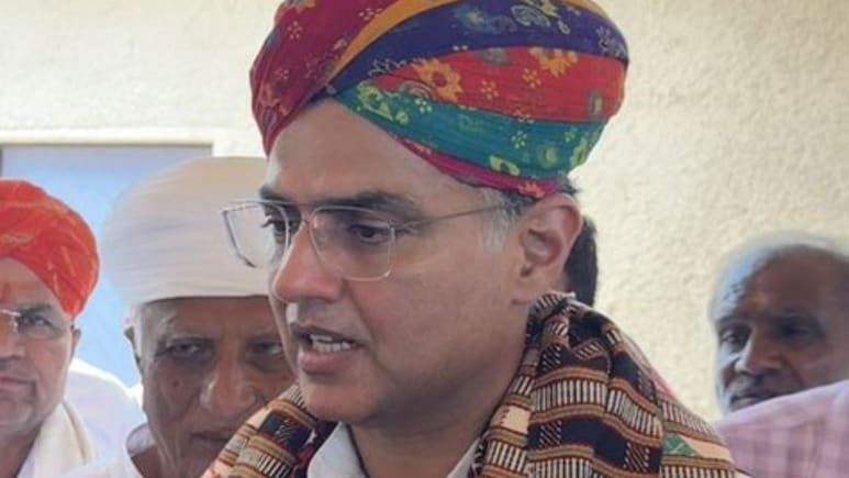 सचिन पायलट ने राजस्थान में भी उठाया 'वोट चोरी' का मुद्दा, कहा- फटेगा बम... इंतजार करें सचिन पायलट ने राजस्थान में भी उठाया 'वोट चोरी' का मुद्दा, कहा- फटेगा बम... इंतजार करें