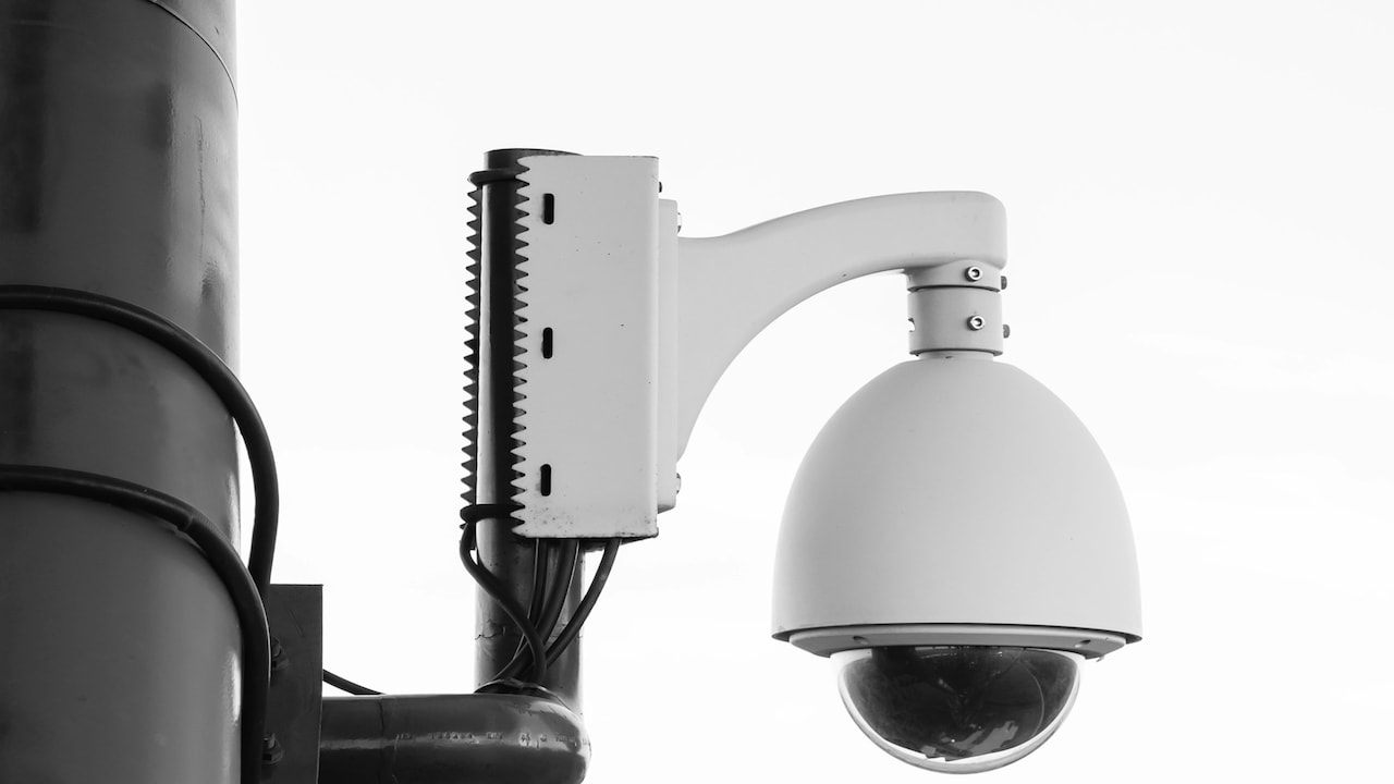 Live tension-free by making your space safer with these security cameras