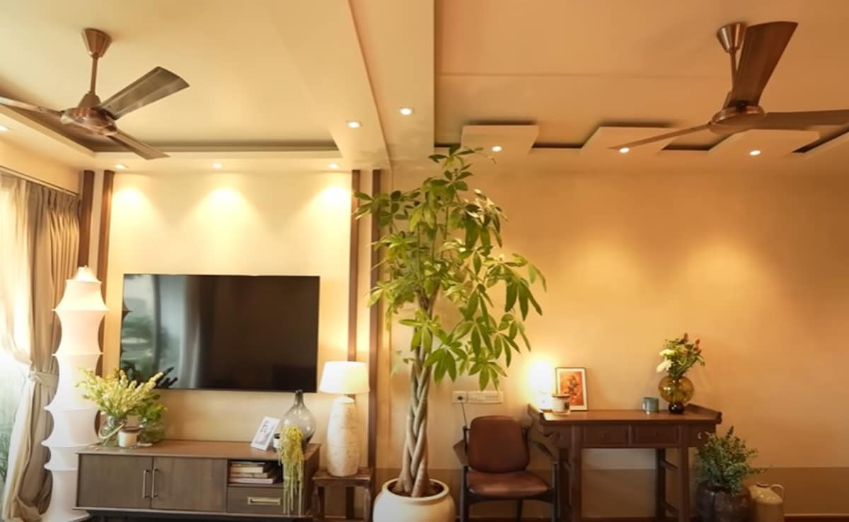 Inside Rohit Sarafs house. Photo: YouTube/FarahKhan Inside Rohit Sarafs house. Photo: YouTube/FarahKhan