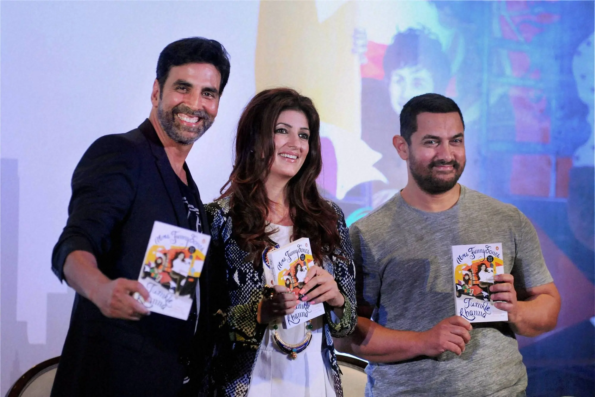 Akshay Kumar Thanks Aamir Khan For His Marriage With Twinkle Khanna. It Has A <i>Mela</i> Connection