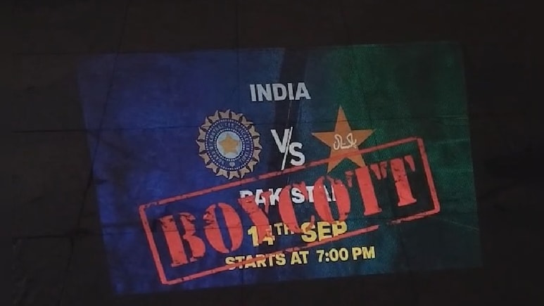 Ind VS Pak: कहीं जमकर विरोध, तो कहीं दिखा उत्साह, भारत बनाम पाक मैच पर सामने आए अलग-अलग नजारे