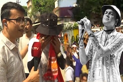 Fans Break Down Singing Zubeen Garg's Hits On Guwahati Streets Fans Break Down Singing Zubeen Garg's Hits On Guwahati Streets