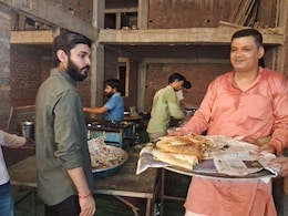 टीकमगढ़ में नया ट्रेंड: देवी दुर्गा को अब डोसा-सांभर, ब्रेड पकौड़े जैसे चटपटे भोग, भक्तों की लगी भीड़ टीकमगढ़ में नया ट्रेंड: देवी दुर्गा को अब डोसा-सांभर, ब्रेड पकौड़े जैसे चटपटे भोग, भक्तों की लगी भीड़