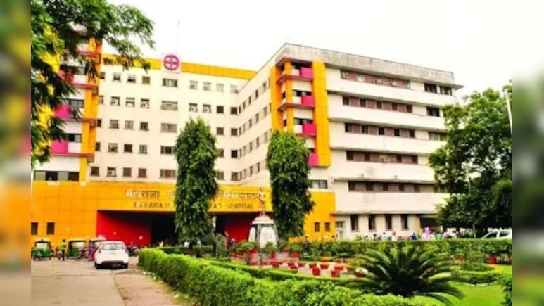 MP में 'दम तोड़ती' स्वास्थ्य व्यवस्था! अस्पताल में नवजात बच्चों के हाथ को चूहों ने कुतर डाला, एक की मौत
