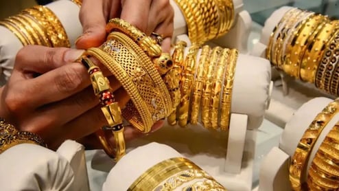 Gold-Silver Prices Today Live Updates: बजट से संभला सोना, गिरकर फिर 7% चढ़ा गोल्ड का रेट, चांदी में गिरावट जारी