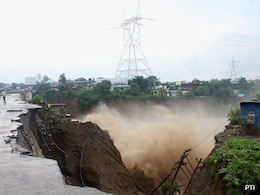 15 Dead In Uttarakhand, 3 In Himachal, More Rainfall Expected Today 15 Dead In Uttarakhand, 3 In Himachal, More Rainfall Expected Today