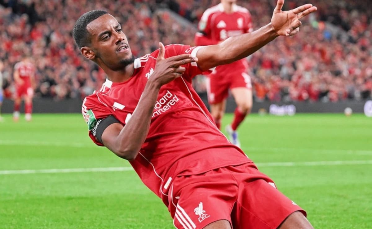 Arne Slot Urges Patience As Alexander Isak Returns To Training With Liverpool