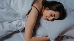 Heart Attack Symptoms: अपुऱ्या झोपेमुळे होऊ शकते हार्ट फेल, डॉक्टरांनी सांगितले कारण
