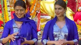 Watch: Priyanka Chopra Looks Radiant As She Arrives At Kajol-Rani Mukerji's Durga Puja Festivities