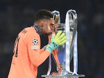 Ederson Leaves Manchester City For Fenerbahce As Gianluigi Donnarumma Waits In Wings
