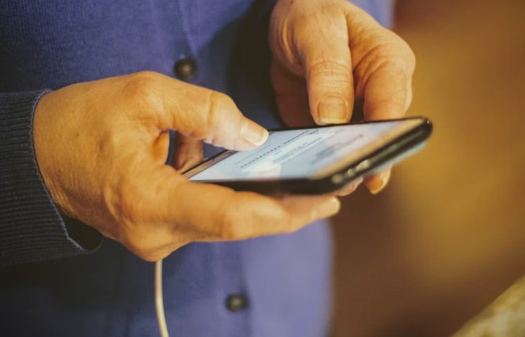 Boss Stunned As Fit 40-Year-Old Employee Dies 10 Minutes After Texting For Sick Leave