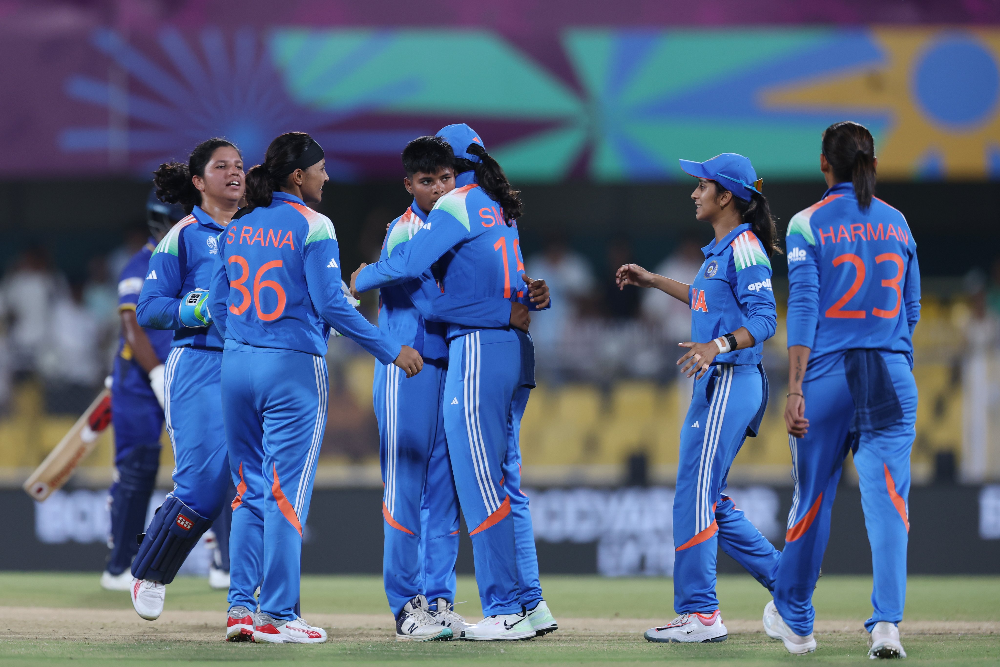 India vs Sri Lanka ओमनजोत कौर ने भारत को दिलाई चौथी सफलता, श्रीलंका 105/4