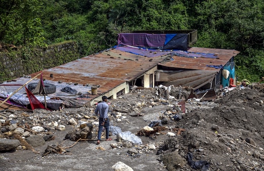 Live Updates: बाढ़, भारी बारिश, हाहाकार... उत्तराखंड के चमोली में बादल फटने से भारी तबाही