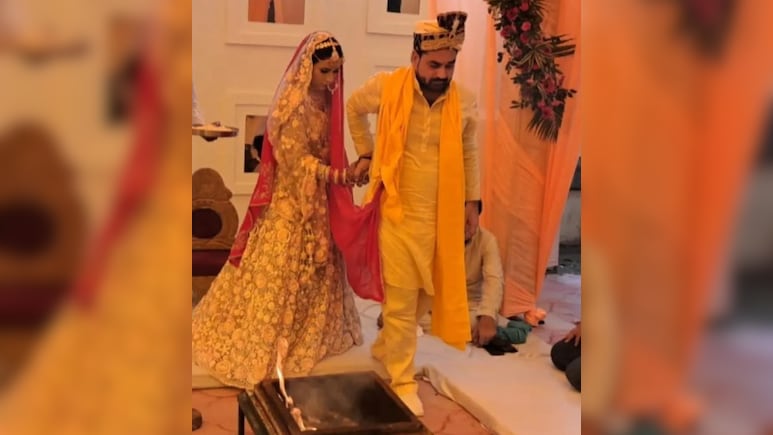23 साल जेल में, फिर भी 'दूल्हा'... नीतीश कटारा के दोषी विकास की दुल्हनिया कौन? 23 साल जेल में, फिर भी 'दूल्हा'... नीतीश कटारा के दोषी विकास की दुल्हनिया कौन?