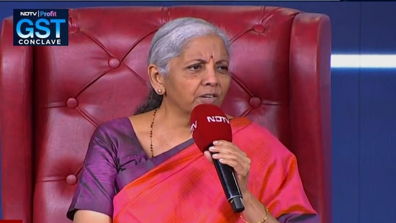 NDTV GST Conclave: जीएसटी सुधार से हेल्थकेयर सेक्टर में 1.5 करोड़ नई नौकरियां, सस्ते होंगे इलाज NDTV GST Conclave: जीएसटी सुधार से हेल्थकेयर सेक्टर में 1.5 करोड़ नई नौकरियां, सस्ते होंगे इलाज