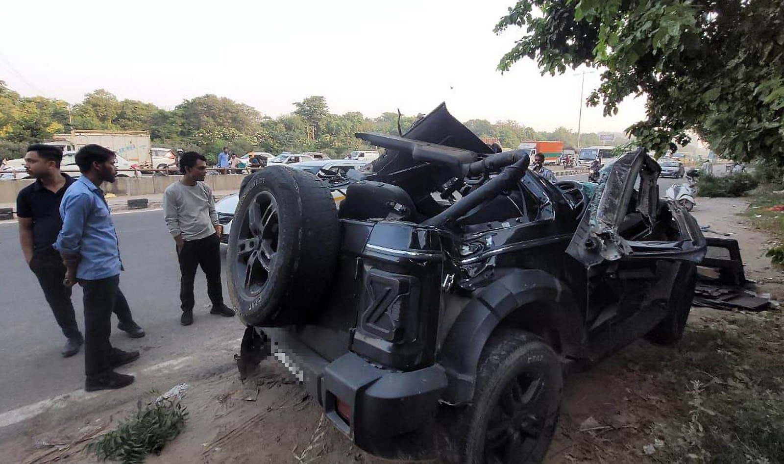 गुरुग्राम में जिस थार के उड़े परखच्चे, कुछ सेकंड पहले उसकी जानलेवा रफ्तार देखिए