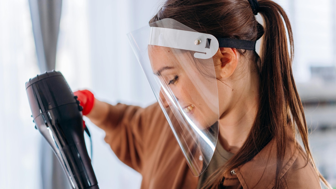 Style your hair every day with a top hair dryer on Myntra