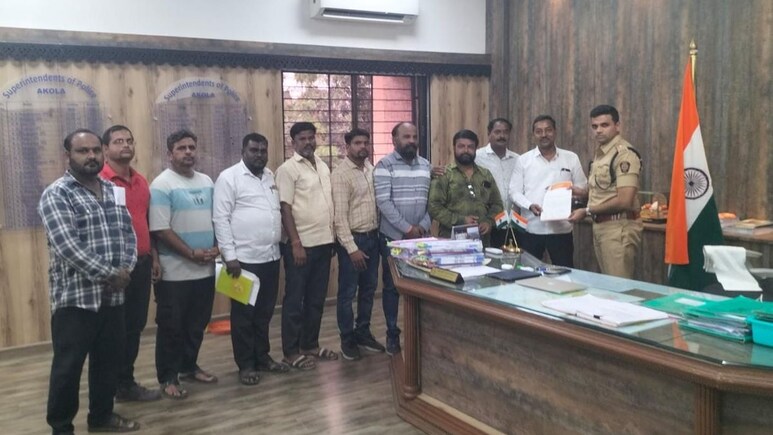 Akola News : अल्पवयीन मुलीवरील अत्याचाराने अकोला हादरले; ठाकरे गटाकडून 'यूपी पॅटर्न'ची मागणी