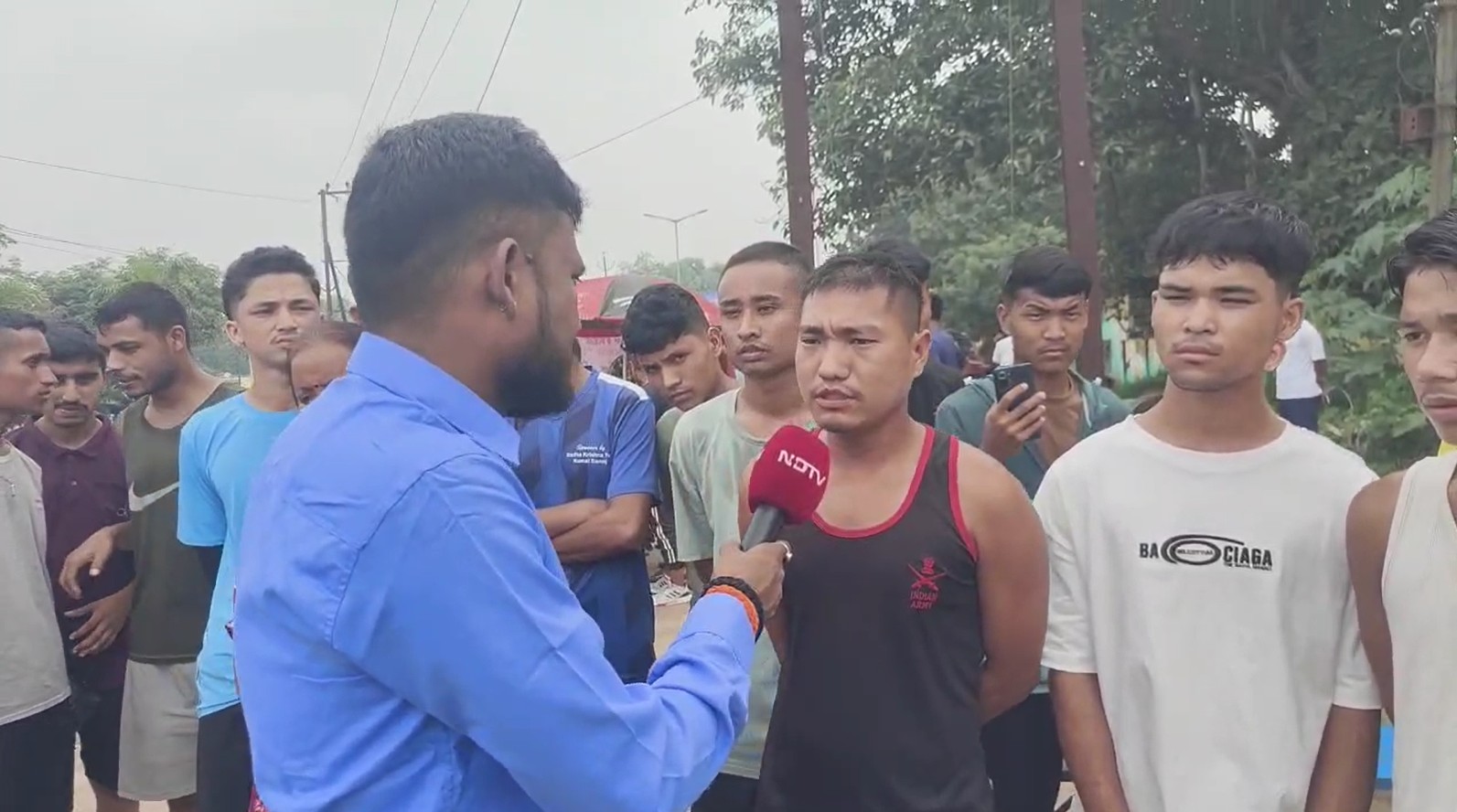 As Kathmandu Burns, 3,000 Nepalese Queue For Jobs In Indian Town 900 km Away