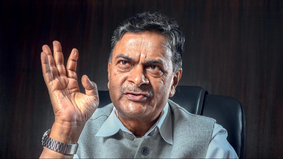 BJP ने वरिष्ठ नेता और पूर्व केंद्रीय मंत्री आरके सिंह को किया निलंबित