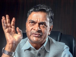 बिहार में बागियों पर बीजेपी का एक्शन, बागी पूर्व मंत्री आर के सिंह का पार्टी से इस्तीफा