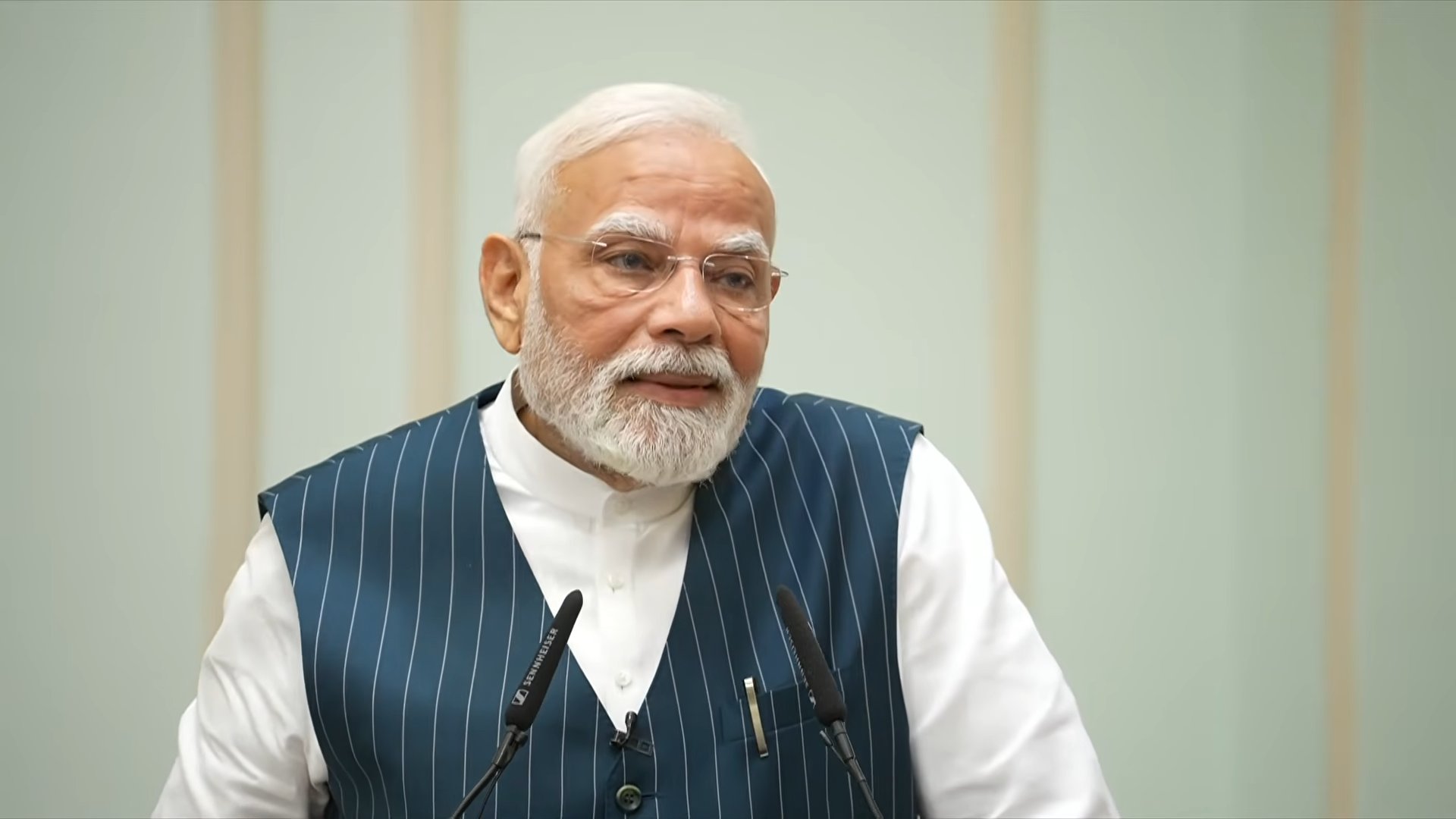 बच्चों की टॉफी पर भी 21 प्रतिशत टैक्स लेते थे कांग्रेस वाले... GST रिफॉर्म पर बोले PM मोदी