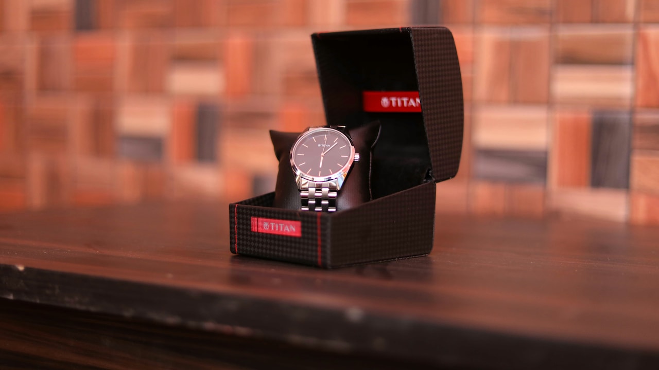 Save big on luxury watches from Titan and Tommy Hilfiger at the big fashion festival sale