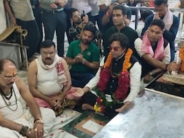 Ujjain Mahakal: बॉलीवुड एक्टर आशुतोष राणा पहुंचे उज्जैन, बाबा महाकाल की पूजा अर्चना कर लिया आशीर्वाद Ujjain Mahakal: बॉलीवुड एक्टर आशुतोष राणा पहुंचे उज्जैन, बाबा महाकाल की पूजा अर्चना कर लिया आशीर्वाद