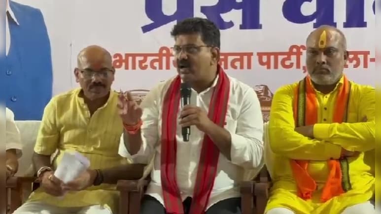 जीएसटी 2.0 पर डिप्टी सीएम विजय शर्मा ने की खास प्रेस वार्ता, कहा - देश के विकास को रफ्तार देता जीएसटी