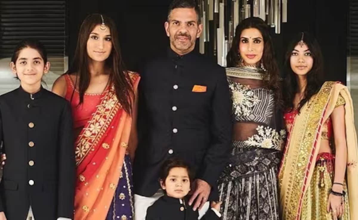 What Priya Sachdev, A Full-Time Mum To Sunjay Kapur's Son, Couldn't Do For Daughter With Vikram Chatwal